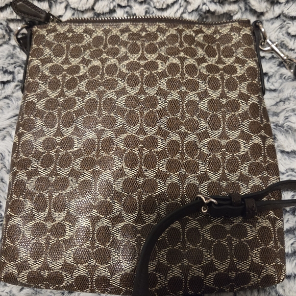 Coach Brown Crossbody Bag - Picture 4 of 6